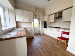 Photo 16- click for photo gallery